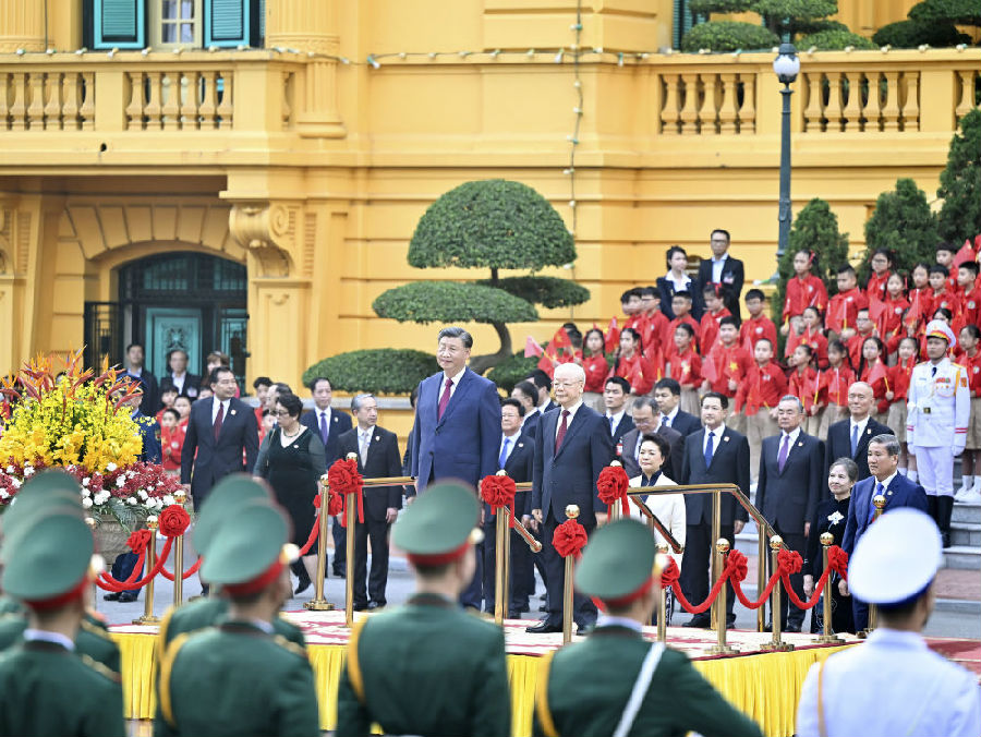 习近平同越共中央总书记阮富仲举行会谈4.jpg